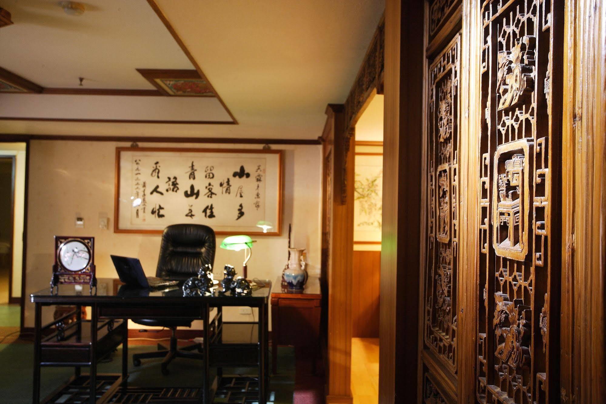 Kingdom Hotel Hsinchu Exterior foto